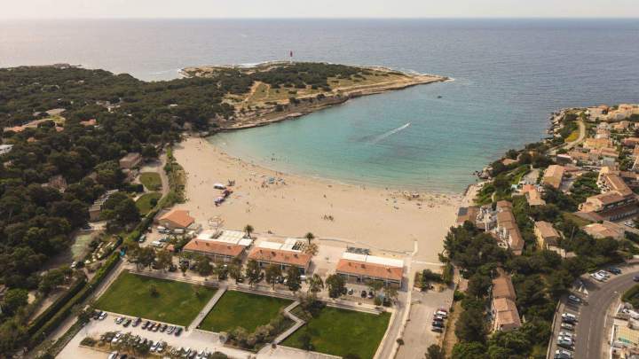 LE THALASSA Emy & Giulia (6)